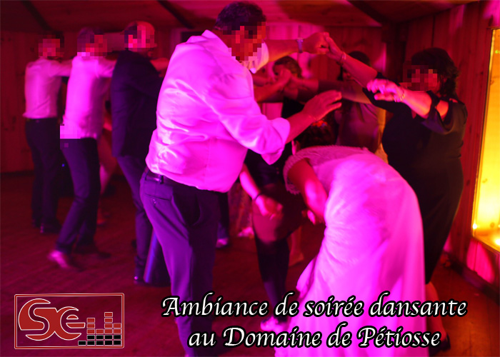soiree dansante domaine de petiosse sud landes saint julien en bordn mimizan sud evenements sonorisation dj djette animateur animation ambiance piste de danse eclairage domaine lieu de reception musique mariage wedding